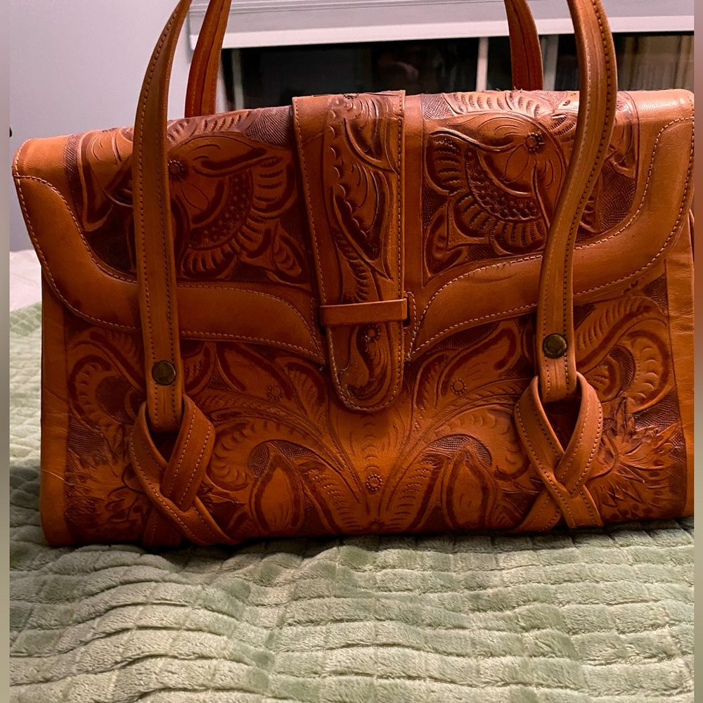 Leather Purse with lots of detail